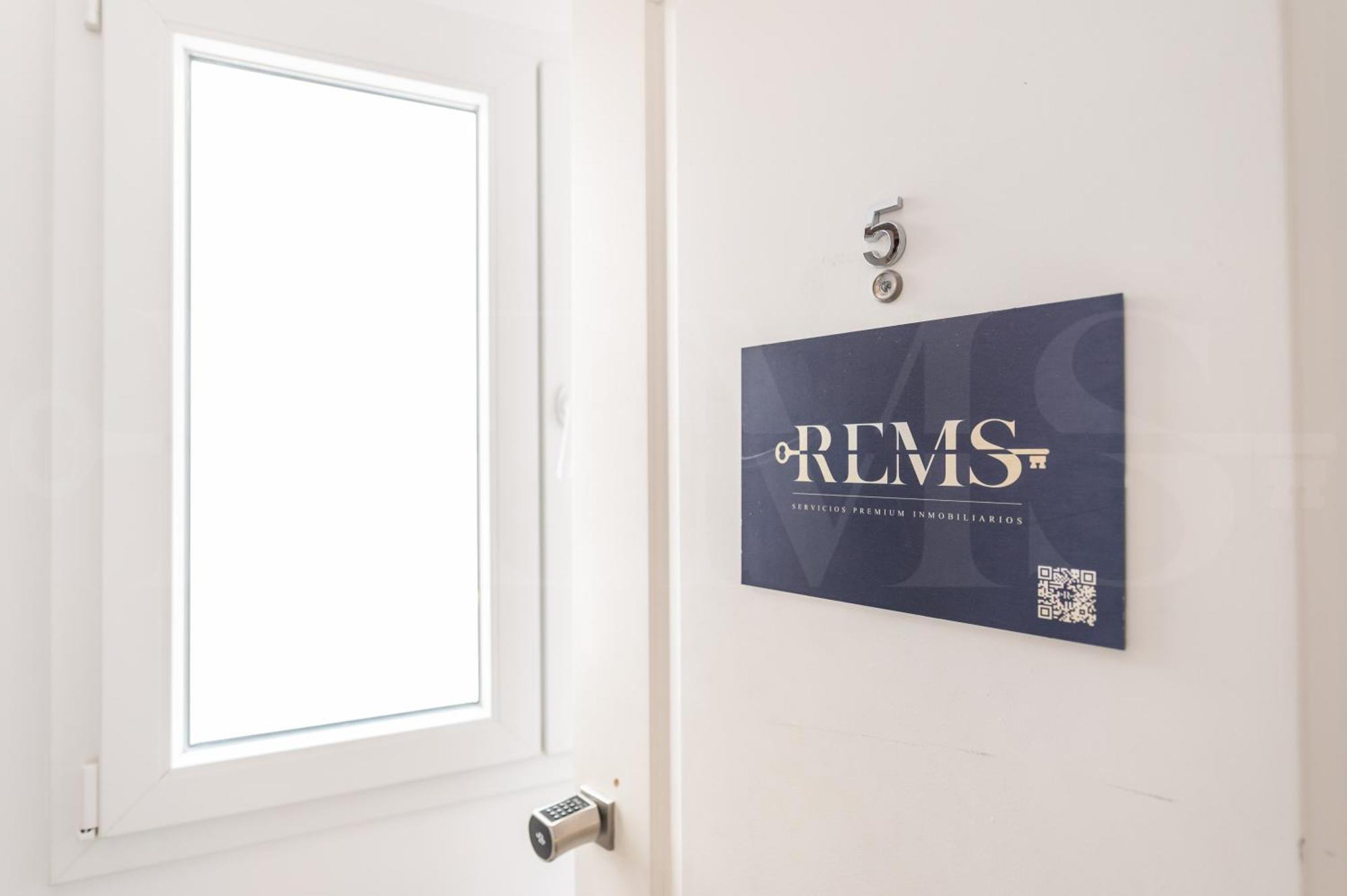 Penthouse & Private Rooftop In The Heart Of Malaga By Rems Exterior foto